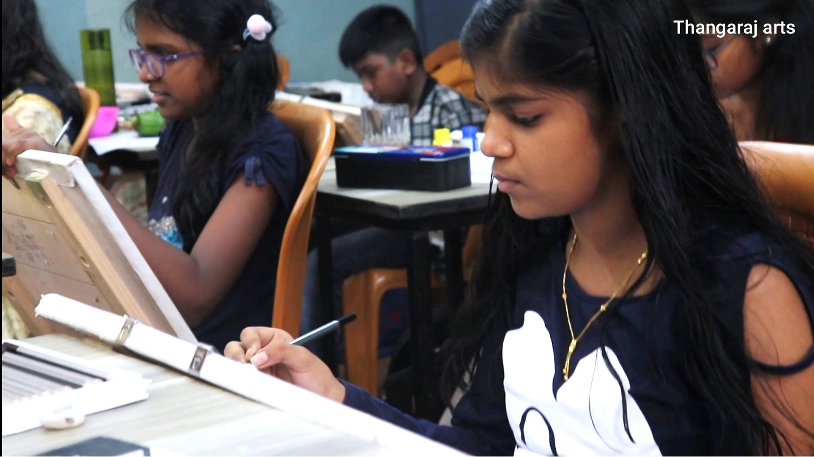 How to Prepare for Your First Art Workshop: A Beginner's Checklist